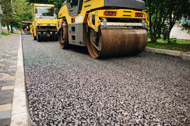 Best Local Driveway Pavers  in Bushnell, FL